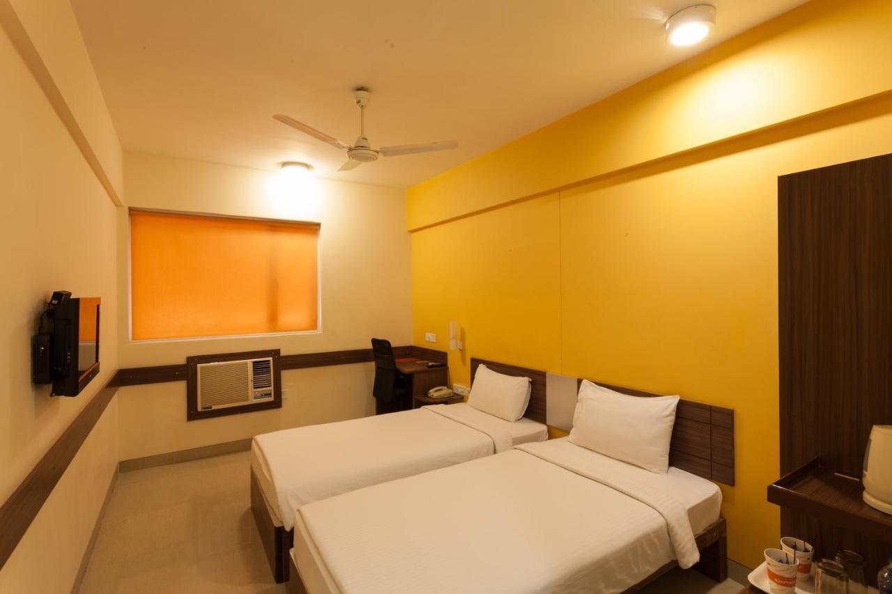 Tirupur Hotell Eksteriør bilde