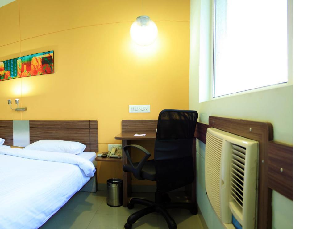 Tirupur Hotell Eksteriør bilde